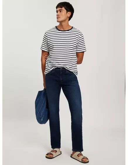 16067-001 NAVY M